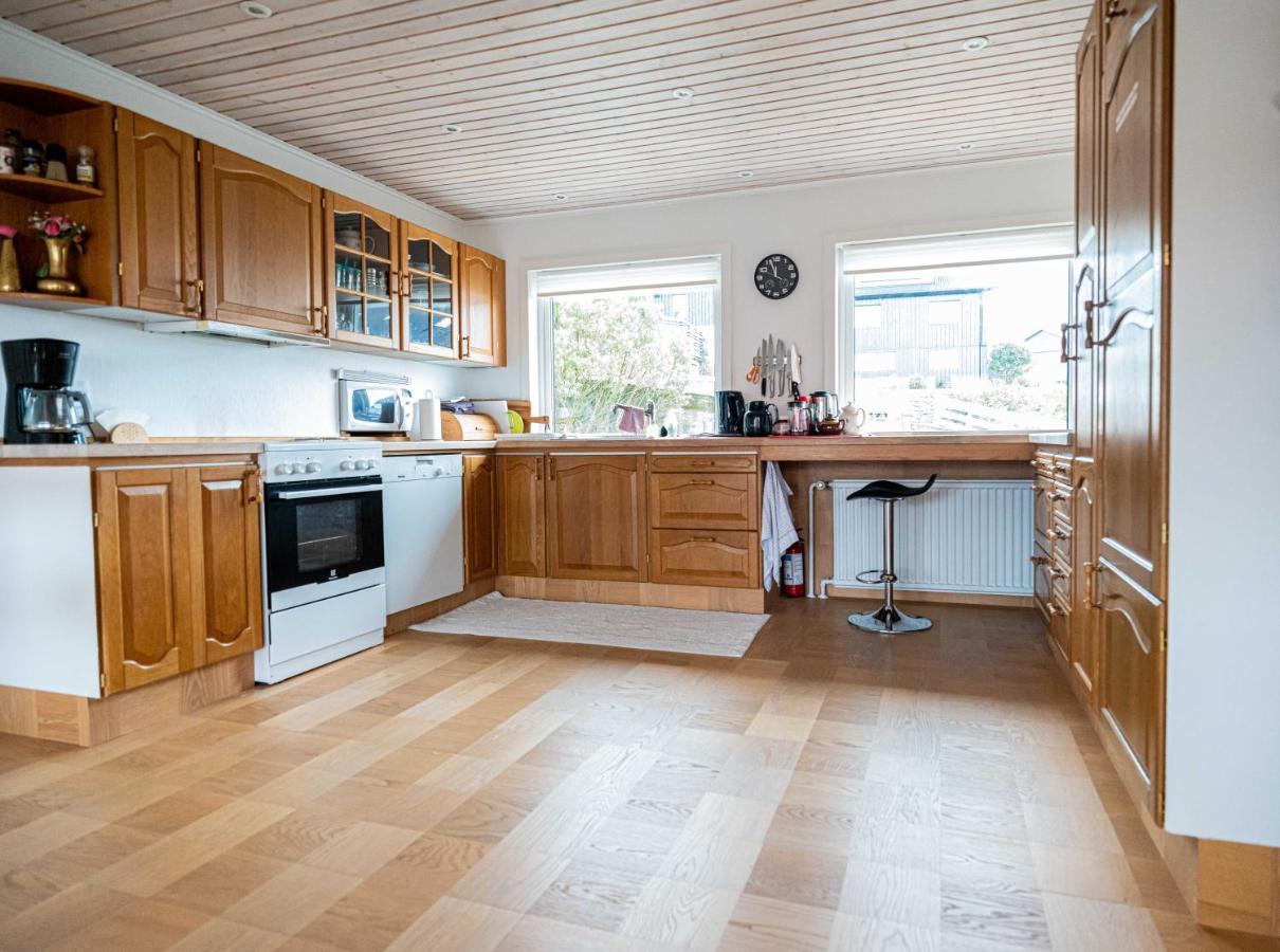 Marna Guesthouse Doubleroom Nr.2 Tórshavn Dış mekan fotoğraf