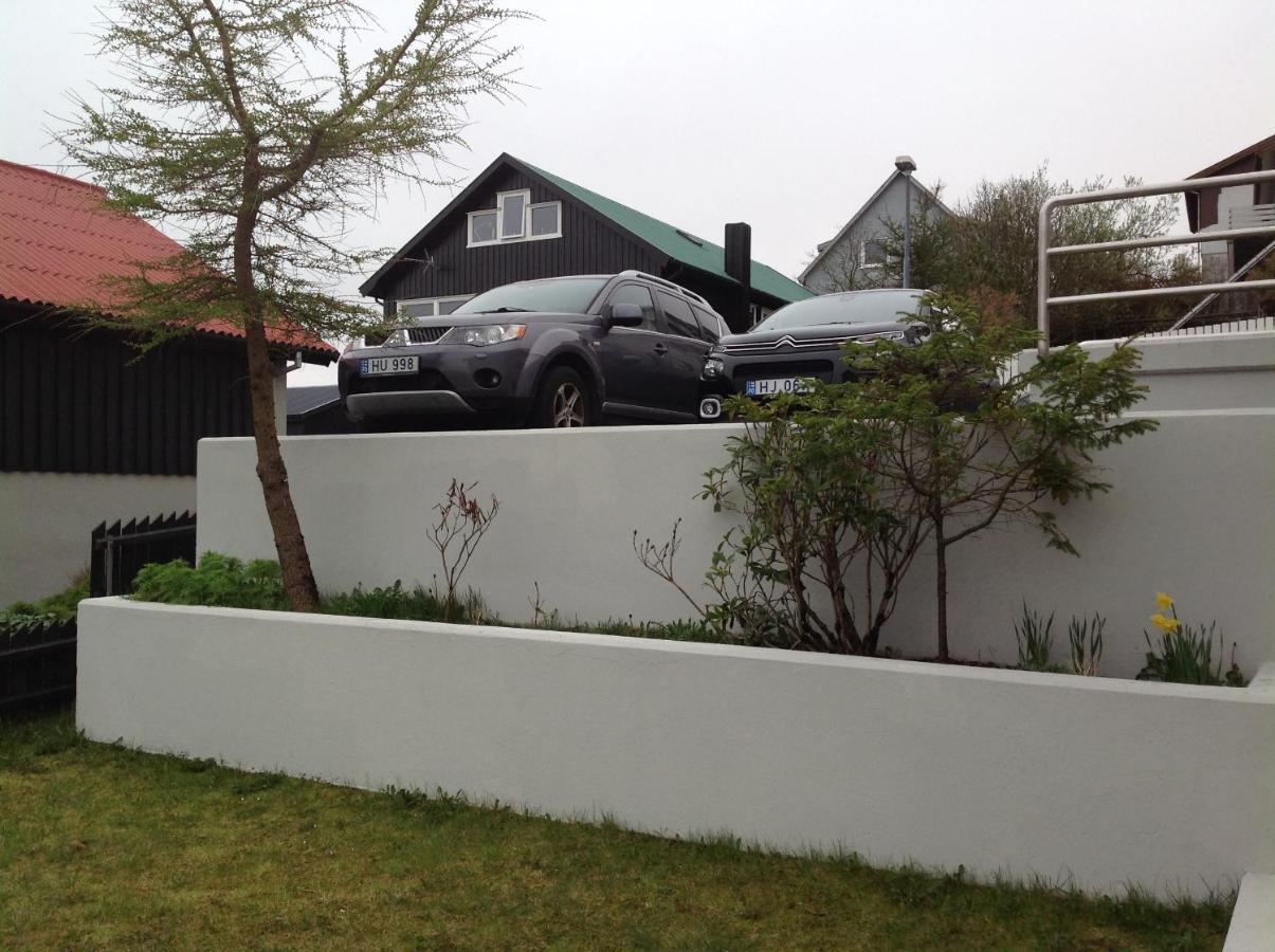 Marna Guesthouse Doubleroom Nr.2 Tórshavn Dış mekan fotoğraf